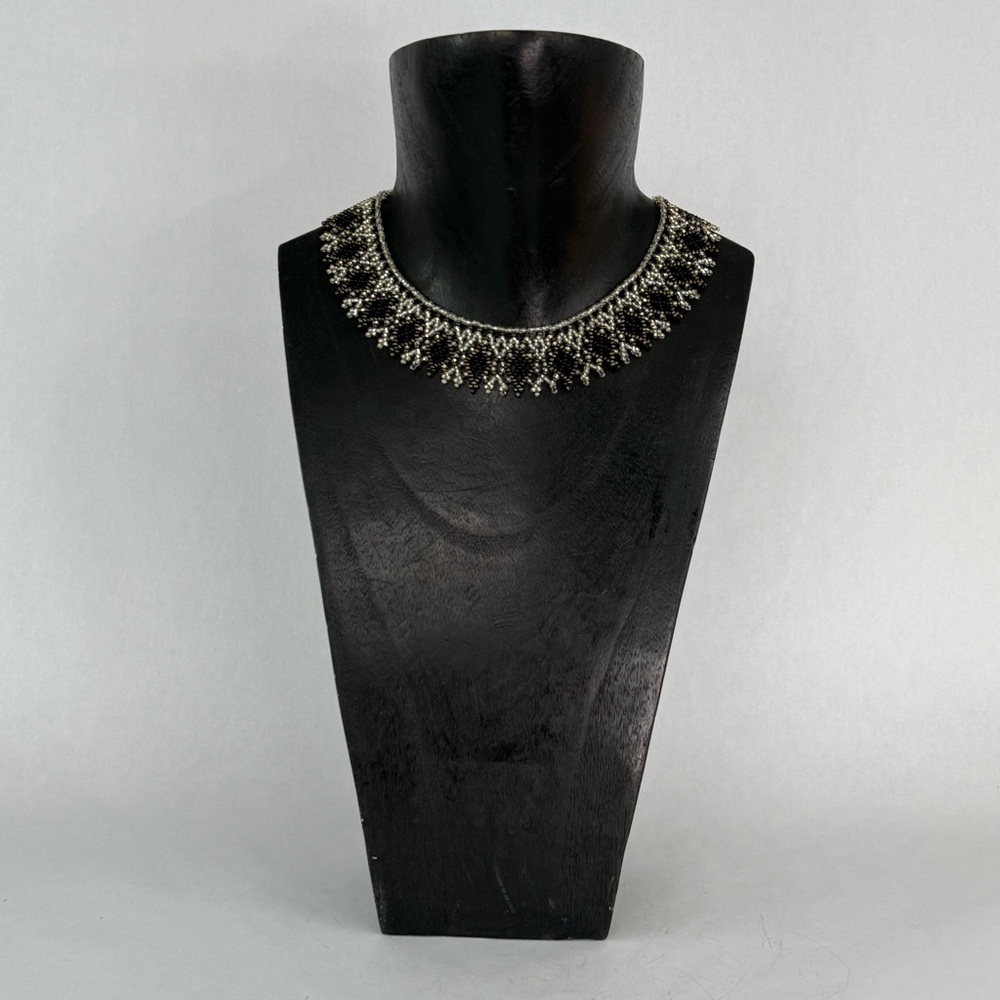 Hand Beaded Collar Necklace, Elegant Seed Bead Lace Collar Necklace